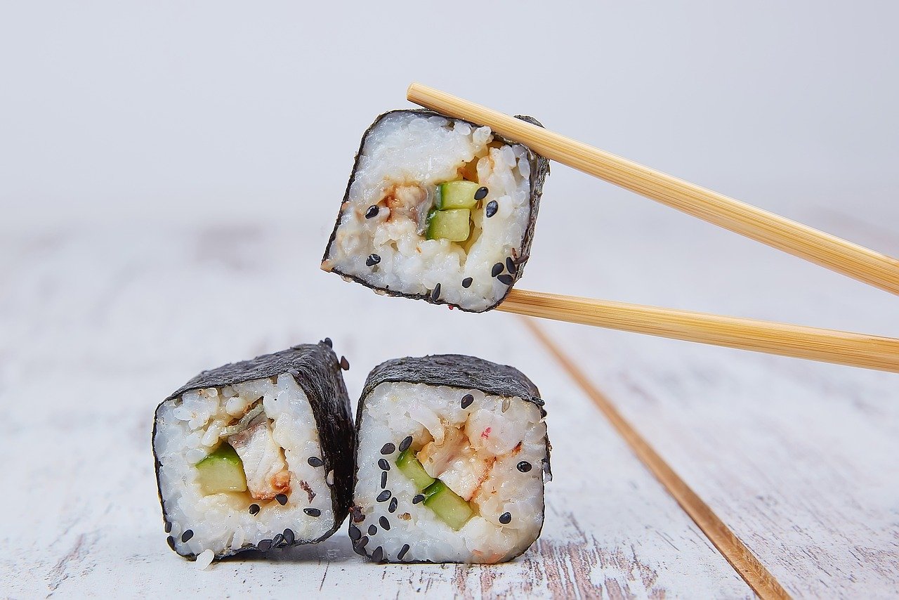 food, cool backgrounds, sushi, seafood, japan, 4k wallpaper, hd wallpaper, oriental, japanese, traditional, eat, wallpaper 4k, asian, cuisine, windows wallpaper, asia, desktop backgrounds, full hd wallpaper, mac wallpaper, background, salmon, roll, 4k wallpaper 1920x1080, wallpaper hd, restaurant, culture, sashimi, beautiful wallpaper, laptop wallpaper, free background, free wallpaper, seaweed, tasty, chopstick